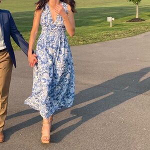 Abercrombie & Fitch Blue and White Floral Maxi Dress